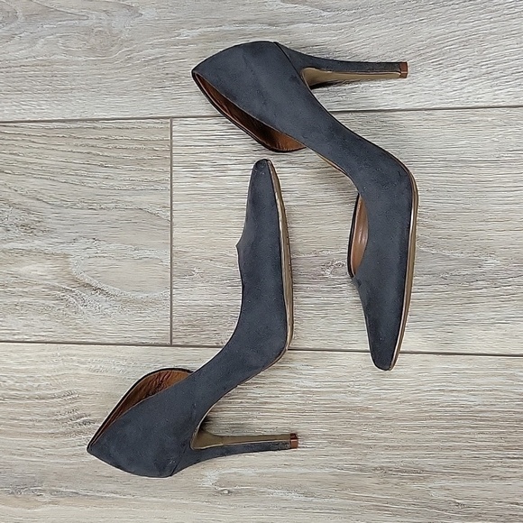 Merona Size 8 Gray Faux Suede Heels - Picture 6 of 7